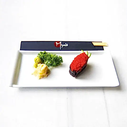 Tobiko Nigiri